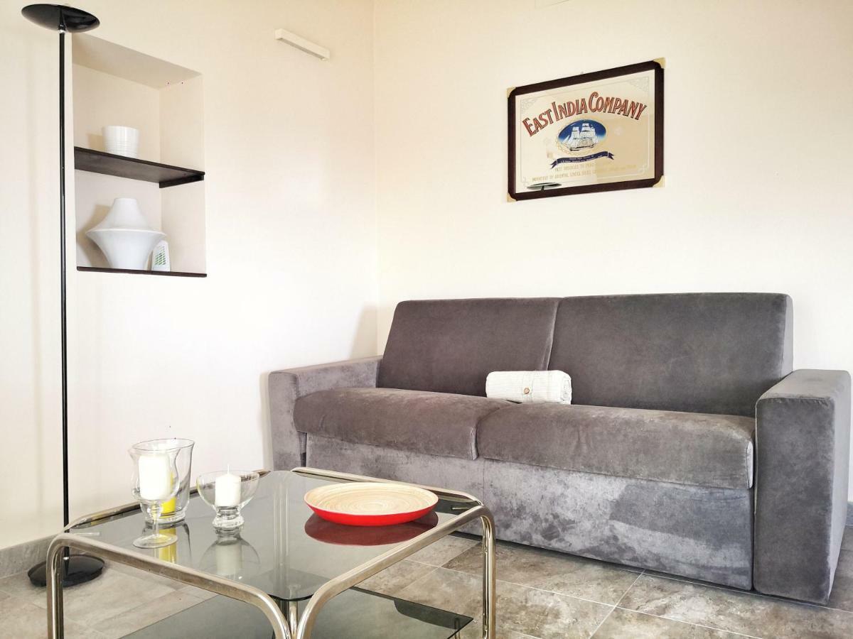 Appartamento Deluxe Con Terrazza Sul Mare Savona Exterior photo